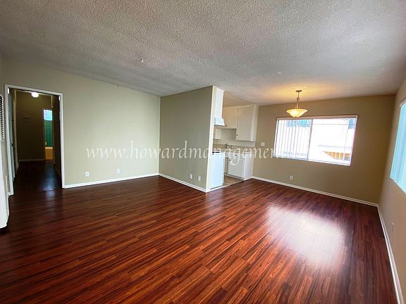 4th image of 1120 6th St APT 10