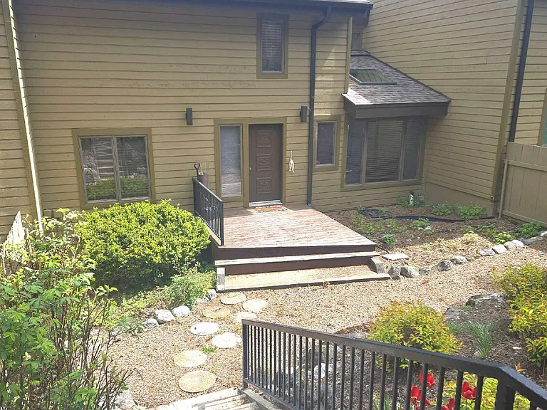 111 Spar Ln — Photo 19