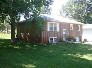 1015 Saint Paul St, Excelsior Springs, MO 64024