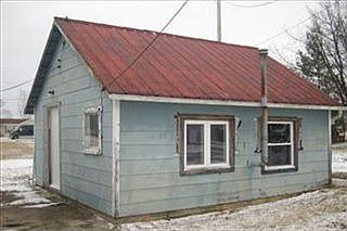 3rd image of 304 Moody Ave