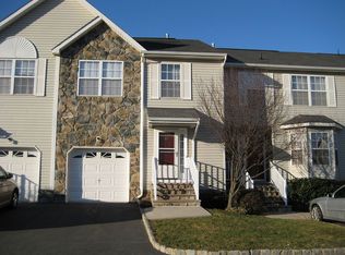 16 Ashley Ct #816, Somerset, NJ 08873