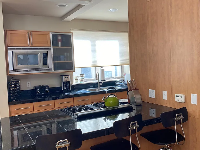 2501 Grove St #201 — Photo 12