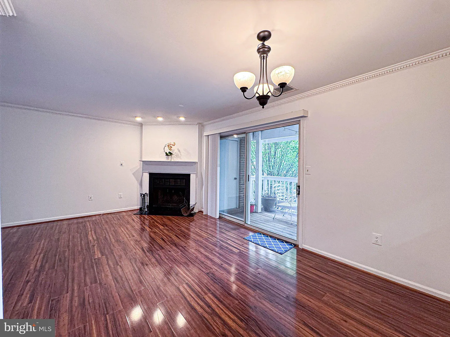 2 bed, 2.0 bath, 1200 sqft, $2,600 — Photo 4