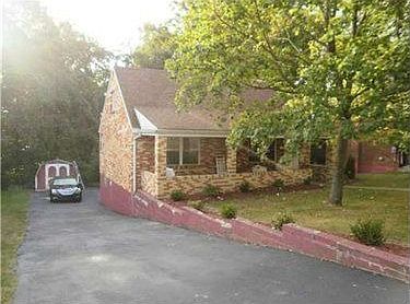 3rd image of 58 Glenview Ave