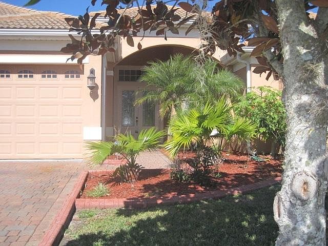 1st image of 3898 Shoreview Dr