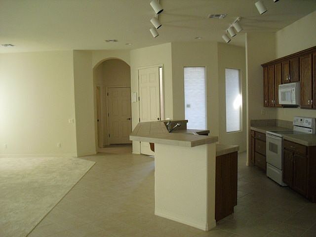 2nd image of 2777 Esmerelda Dr