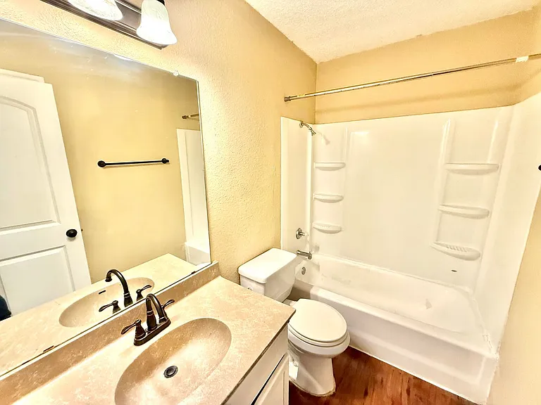 8811 Schick Rd #B — Photo 10