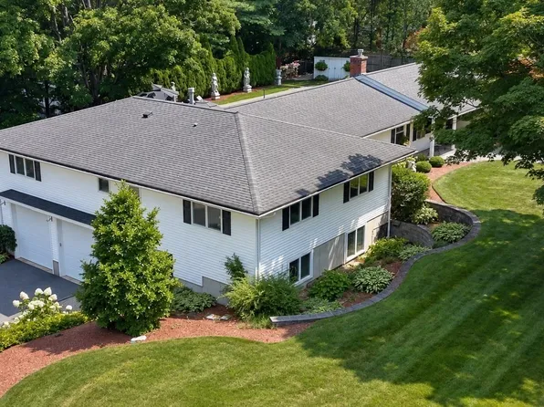 4 Temi Rd, Chelmsford, MA 01824