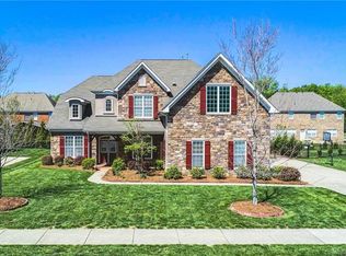 11708 Avaly Ln, Charlotte, NC 28277