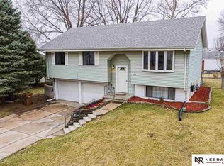 8514 S 47th St, Bellevue, NE 68157
