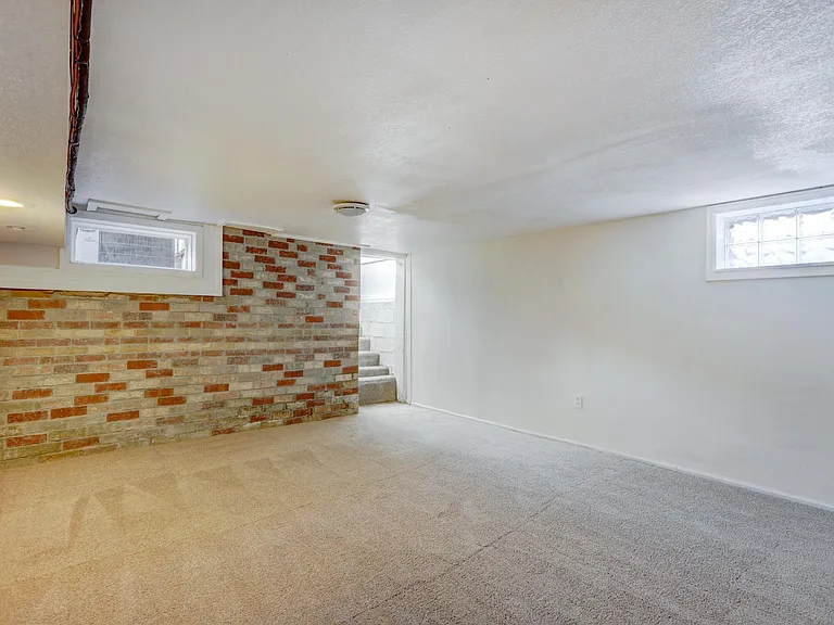 1617 E 23rd Ave — Photo 24
