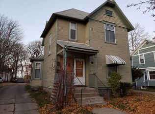 547 Crescent St NE #2, Grand Rapids, MI 49503