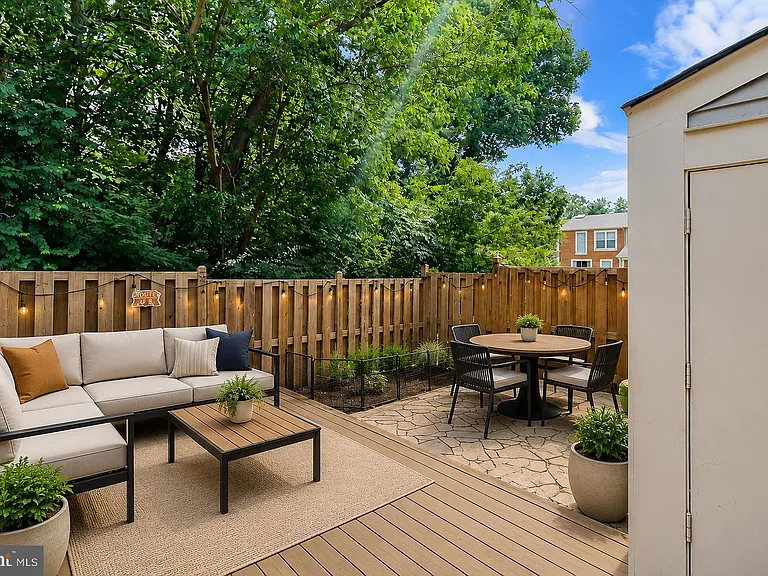 2137 Whisper Way — Photo 24