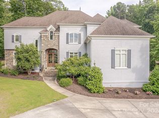 1021 Seminole Dr, Waxhaw, NC 28173