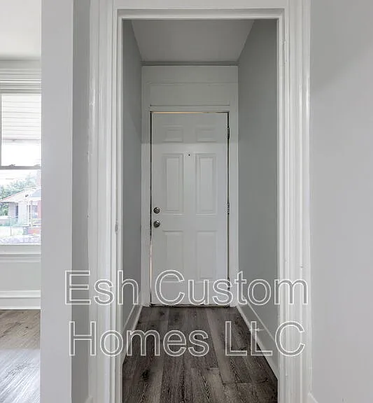 611 S Prince St — Photo 11