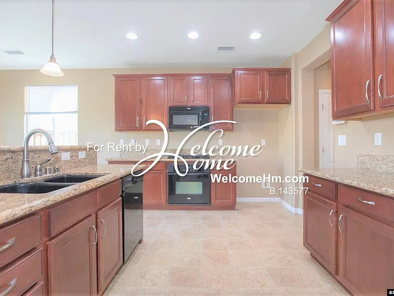 11320 Messina Ct — Photo 6