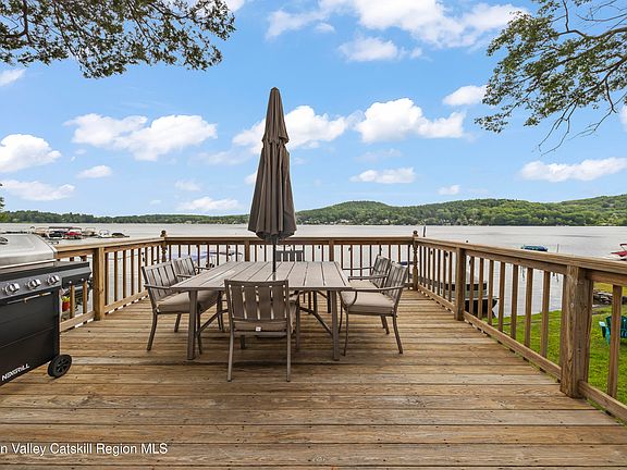 3rd image of 44 SW Colony Road