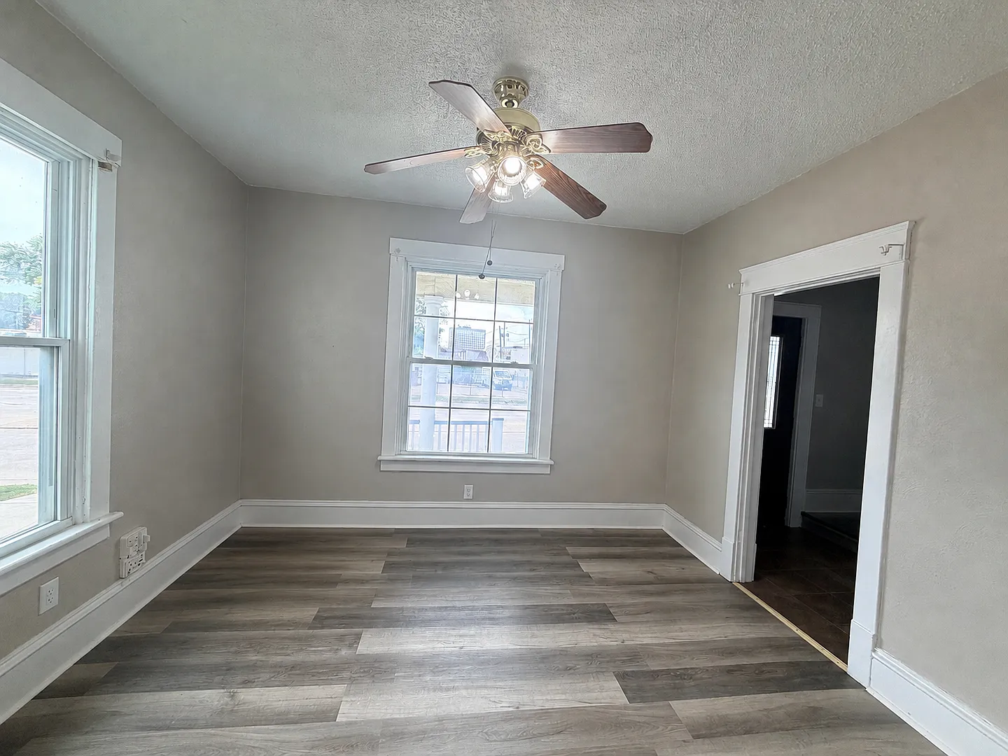 Newly Renovated 3-Bedroom Home in Moline — Photo 3