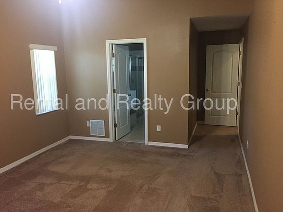 5th image of 10500 Lake Hasson Cir