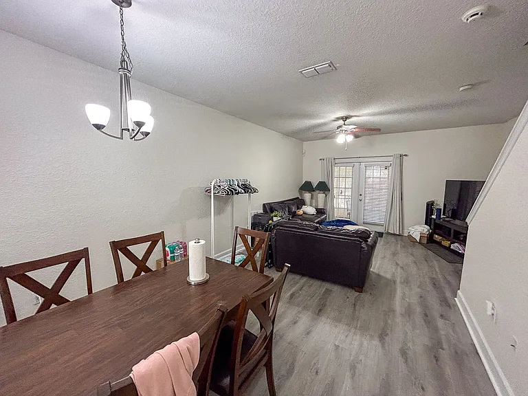 2508 SW 35th Pl #P93 — Photo 2