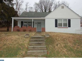 6 S Lakeside Ave, Berwyn, PA 19312