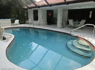 1436 Foxfire Ln, Naples, FL 34104
