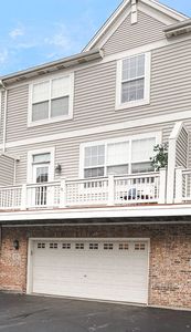 1697 Deer Pointe Dr, South Elgin, IL, 60177