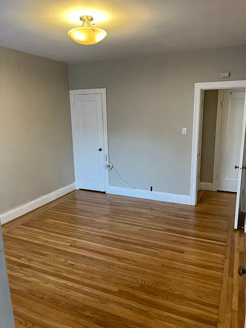 1 bed, 850 sqft, $4,295 — Photo 3