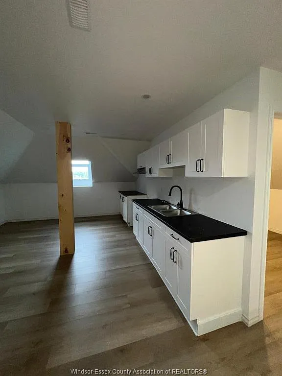 3 bed, $1,650 — Photo 3