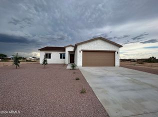 15226 S Patagonia Rd, Arizona City, AZ 85123