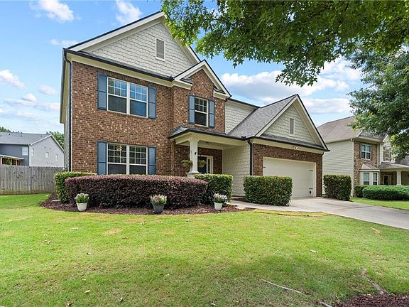 2nd image of 3424 Edenridge Ct