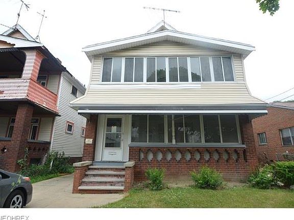 2nd image of 13109 Lorenzo Ave
