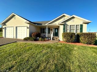 2725 Oxford Dr, Nashport, OH 43830