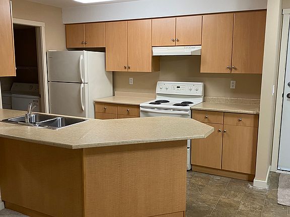 5th image of 33353 Marshall Rd #212