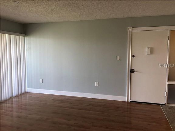 5th image of 618 Orange 209 Dr