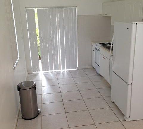 5th image of 502 S Federal Hwy APT 1