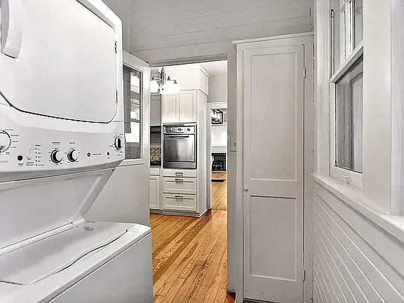Stack set washer and dryer