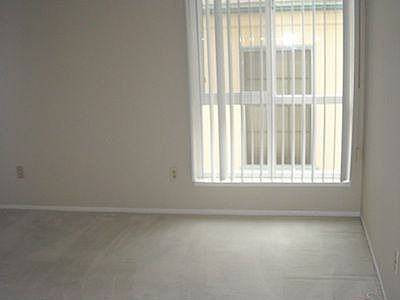 2nd image of 415 Montana Ave Unit 201