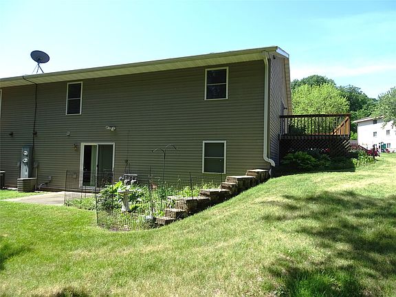 3rd image of 186 Country Lane