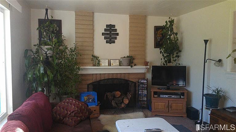 2nd image of 1117 Heavenly Dr