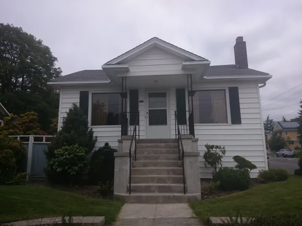 2802 NW 68th St, Seattle, WA 98117