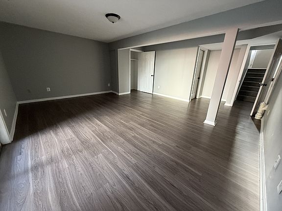 3rd image of 1027 Pirates Ct #1