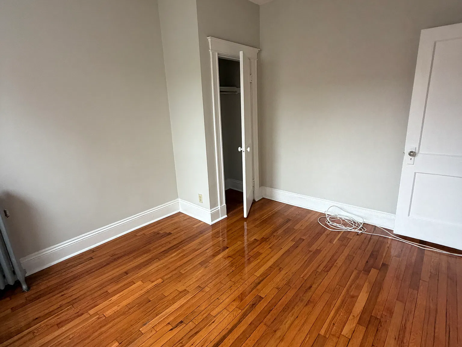 2 bed, 1.0 bath, $2,800 — Photo 3