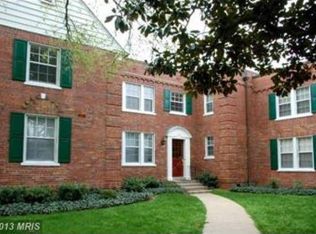1720 N Queens Ln APT 172, Arlington, VA 22201