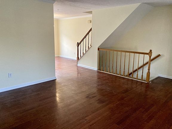 5th image of 17964 Milroy Dr