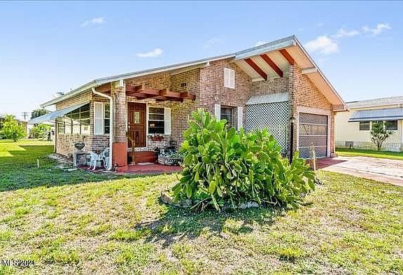 2nd image of 448 Barefoot Blvd