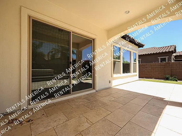 3325 E Coconino Dr — Photo 37
