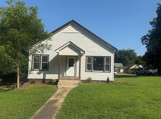 215 Freeman Ave, Tallassee, AL 36078