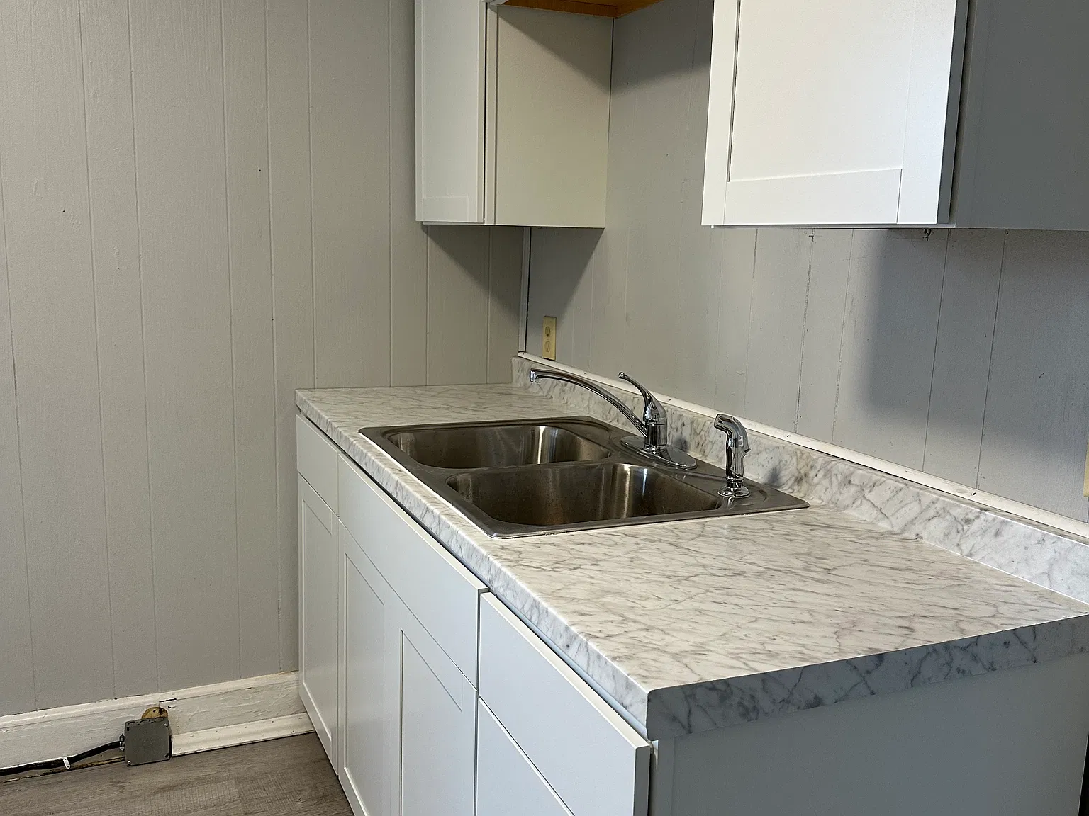 15 LLC- 21-27 Durand St. — Photo 1