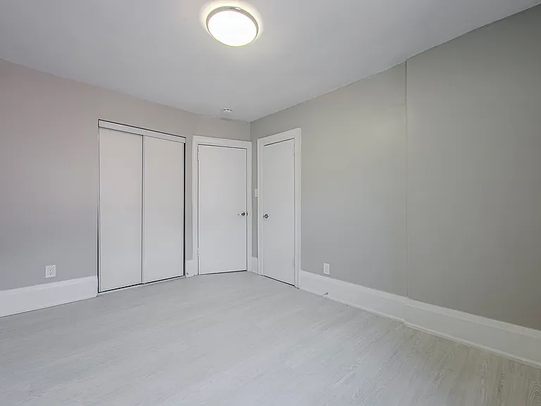 1531 Bathurst St — Photo 6